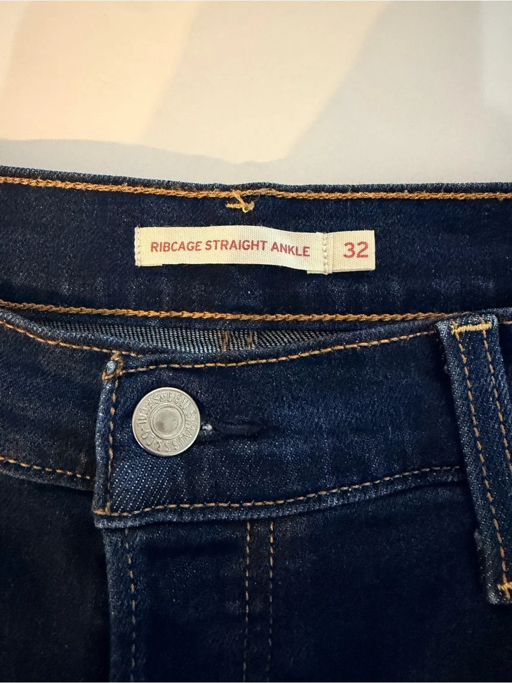 Levi's Women's Ribcage Straight Ankle Jeans 32 Dark Wash Distressed High Rise